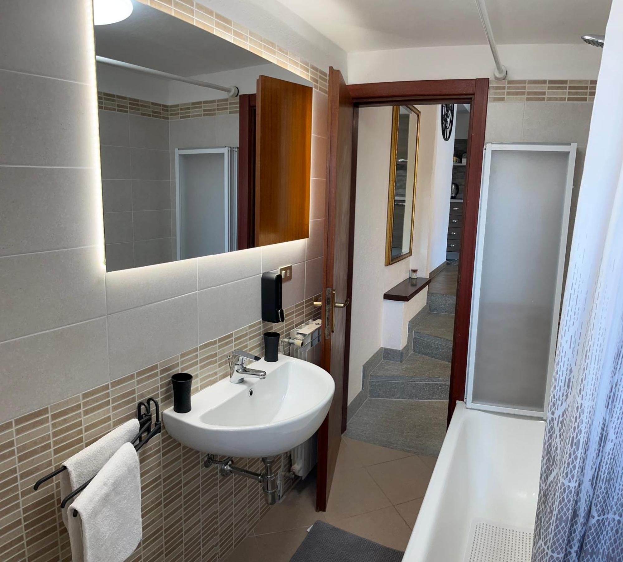 Casa Briscida Apartment Oggebbio Ngoại thất bức ảnh